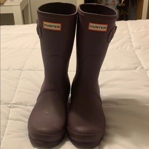 Dark purple mid calf hunter boots